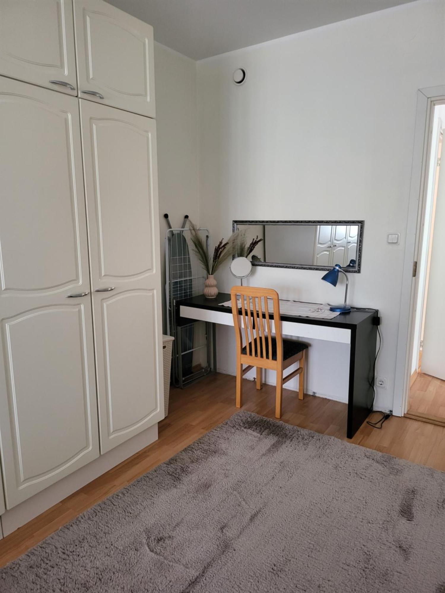 Long Holiday Apartment Kuressaare Buitenkant foto