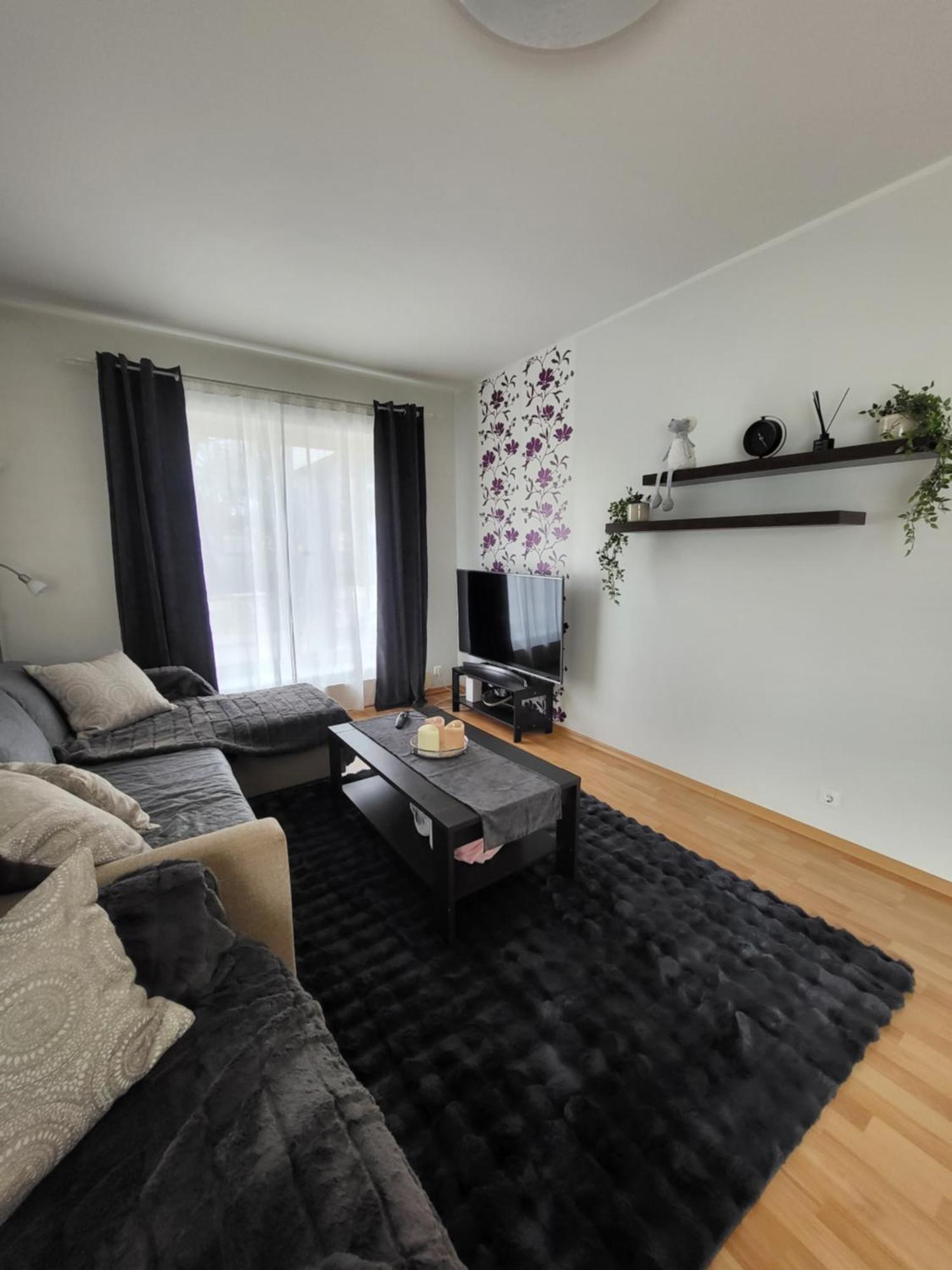 Long Holiday Apartment Kuressaare Buitenkant foto